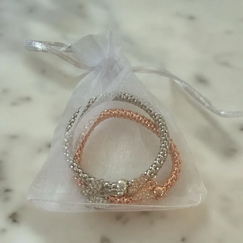 Elegant Stretch Bracelet Set - Rose Gold & Silver Butterfly‎ Charms